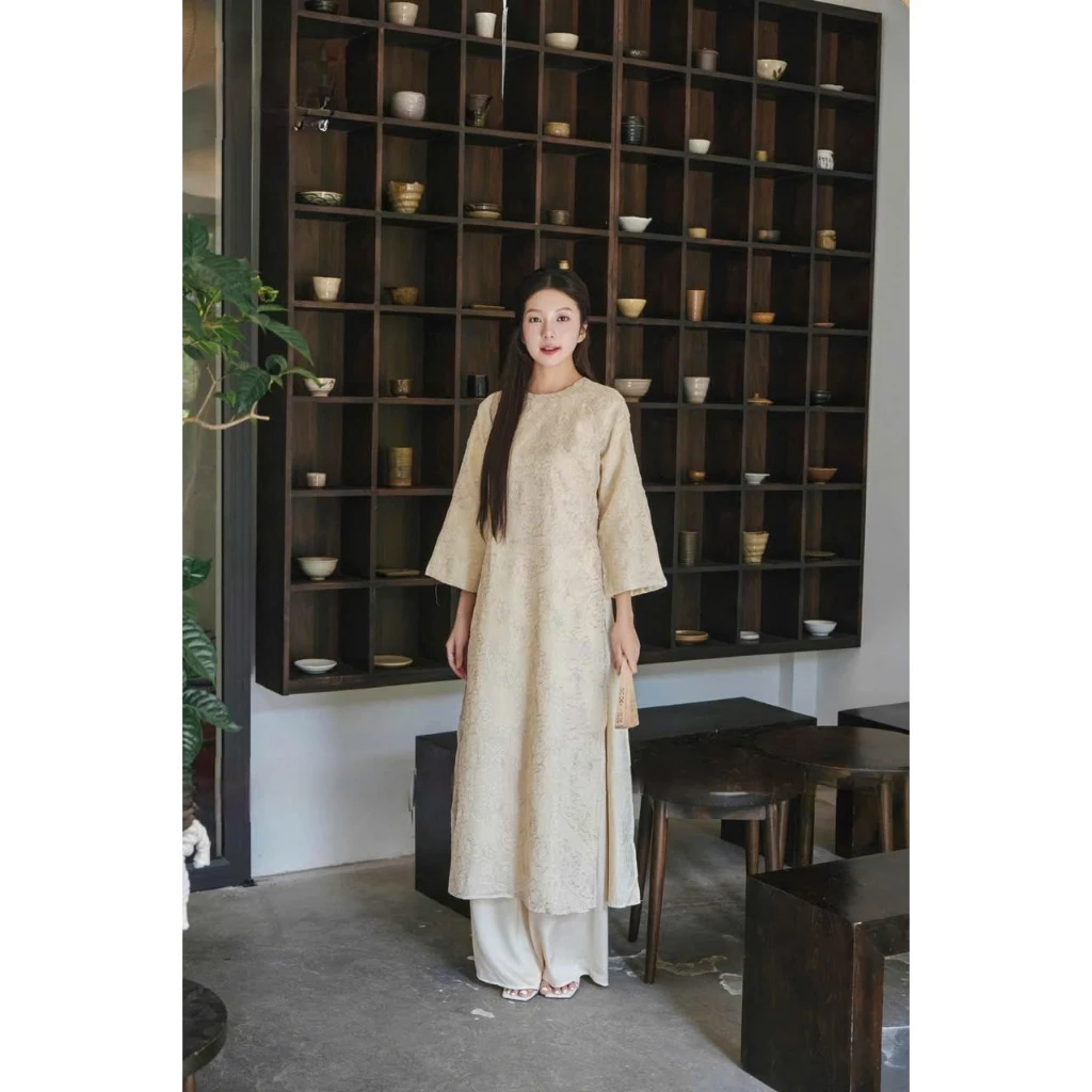 Áo Dài Gấm 